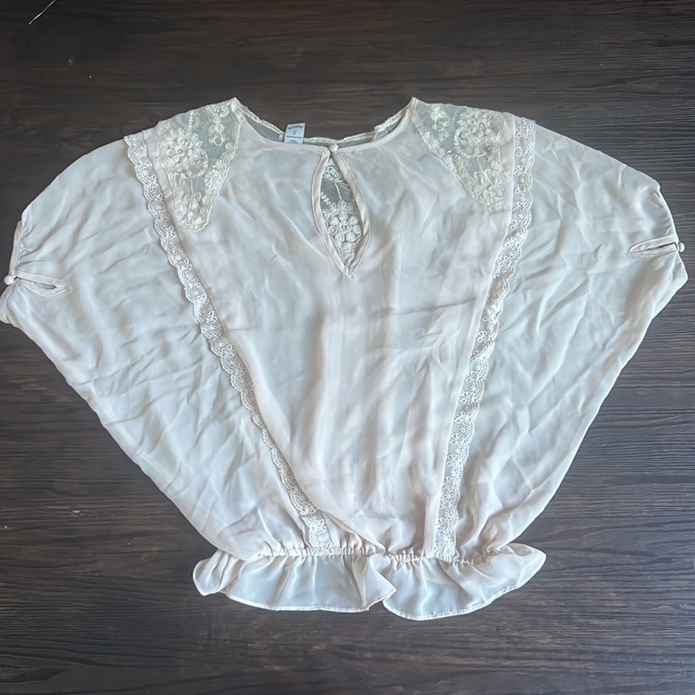 Lace Blouse - Picture 5 of 5